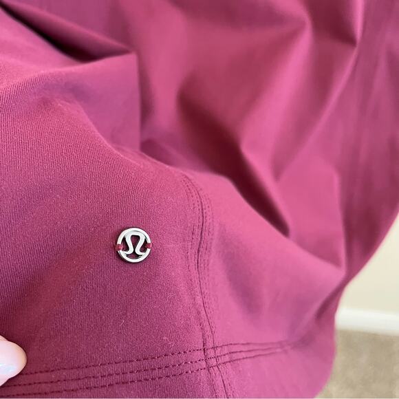 Lululemon Maroon Burgundy Berry Cocoon Coat Jacket Womens Size M - Picture 7 of 8